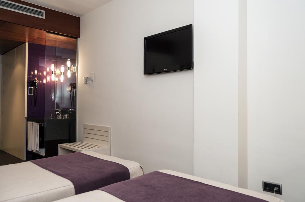 Escuderos Hotel Cruz Аргамасилья-де-Калатрава Экстерьер фото